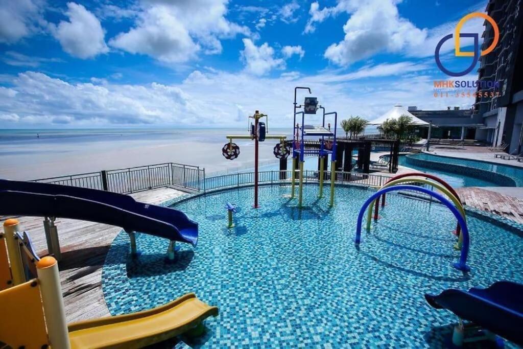 Love De Sea 4Pax 850Sf 2R2B Imperium Residence Kuantan Luaran gambar